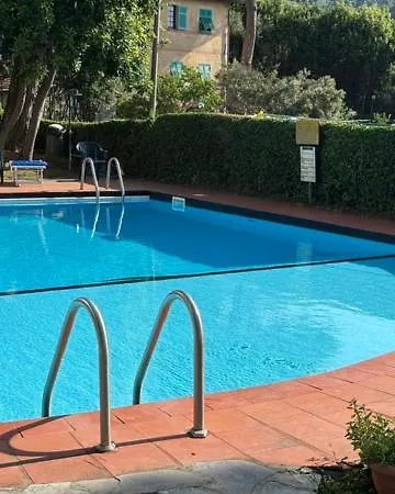 Rappallina Bilocale Vista Mare Con Piscina شقة